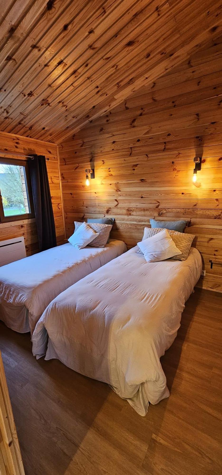 Fromelennes Chalet Istres Des Ardennes מראה חיצוני תמונה