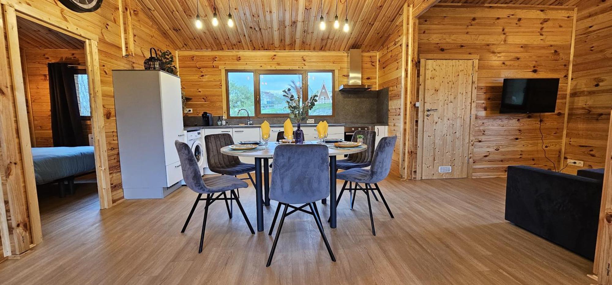 Fromelennes Chalet Istres Des Ardennes מראה חיצוני תמונה